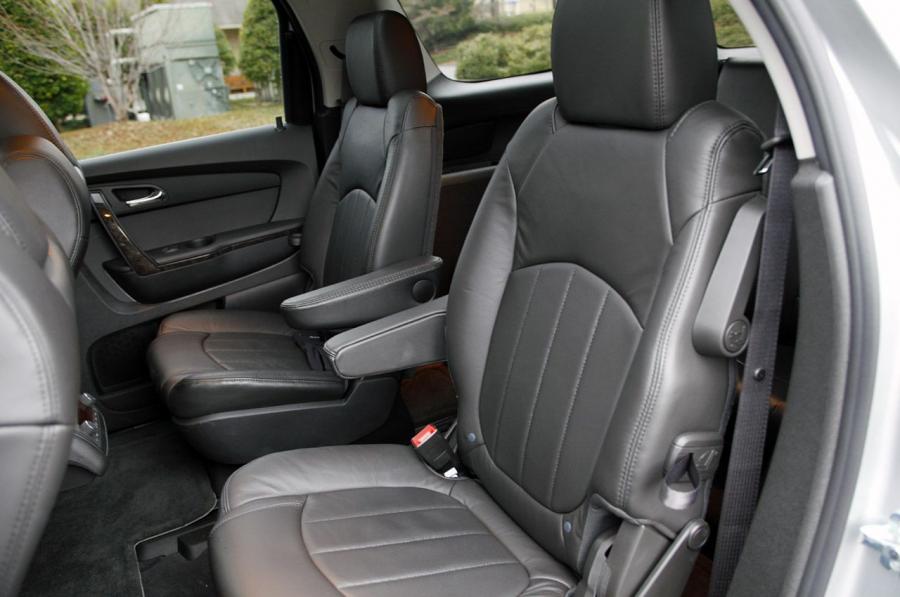  GMC Acadia Denali 2011 года  (фото 13 из 53)